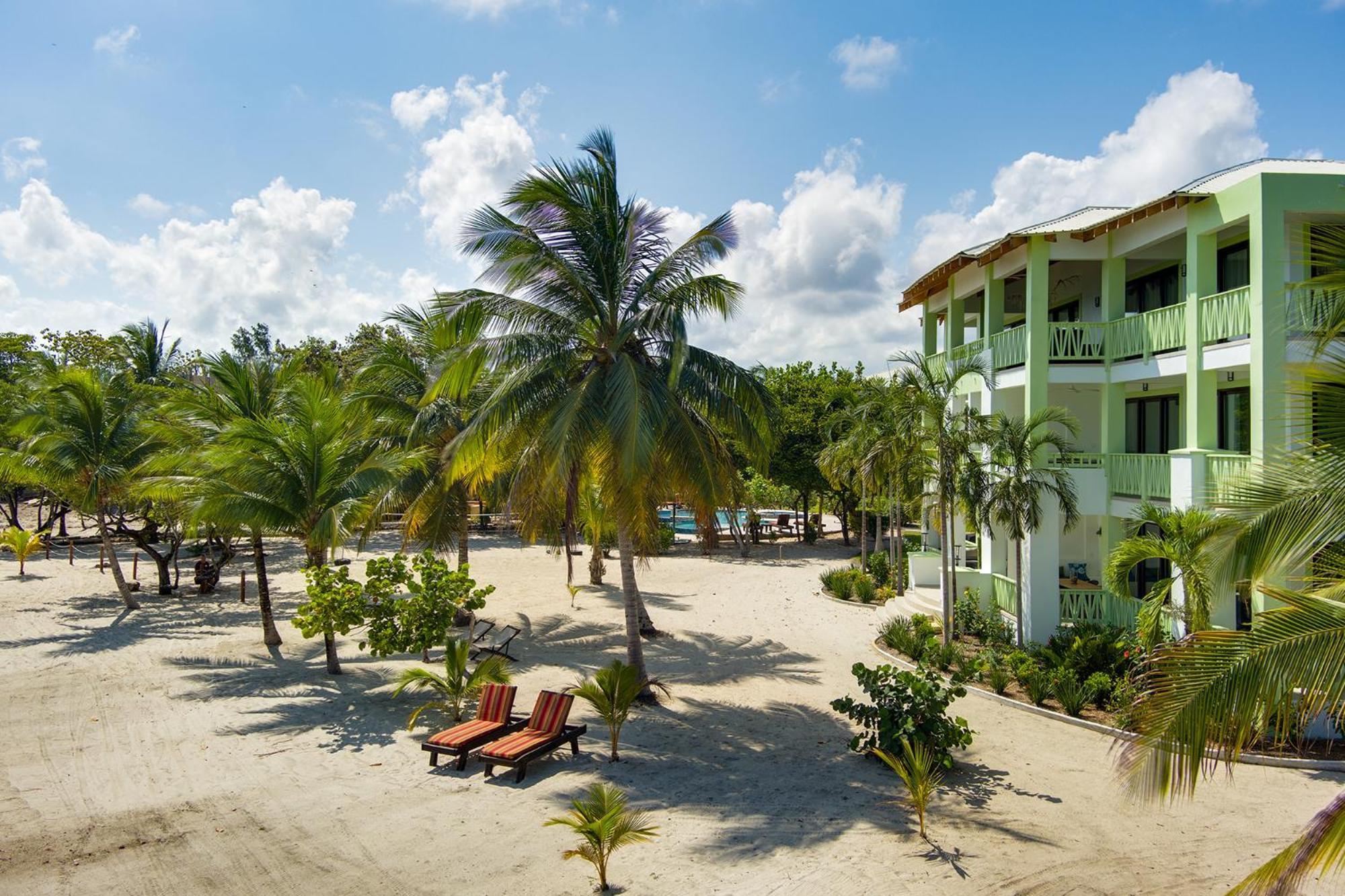 The Villas At Cocoplum Placencia 外观 照片