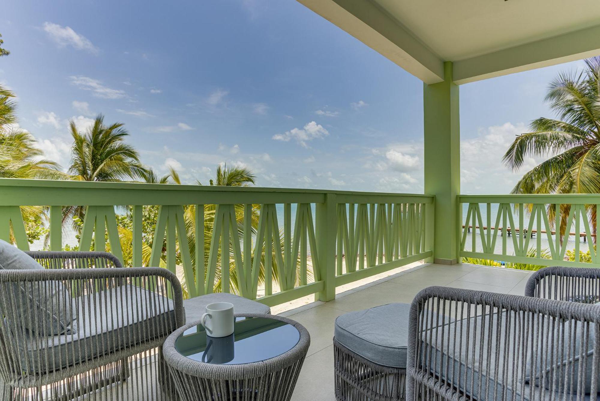 The Villas At Cocoplum Placencia 外观 照片