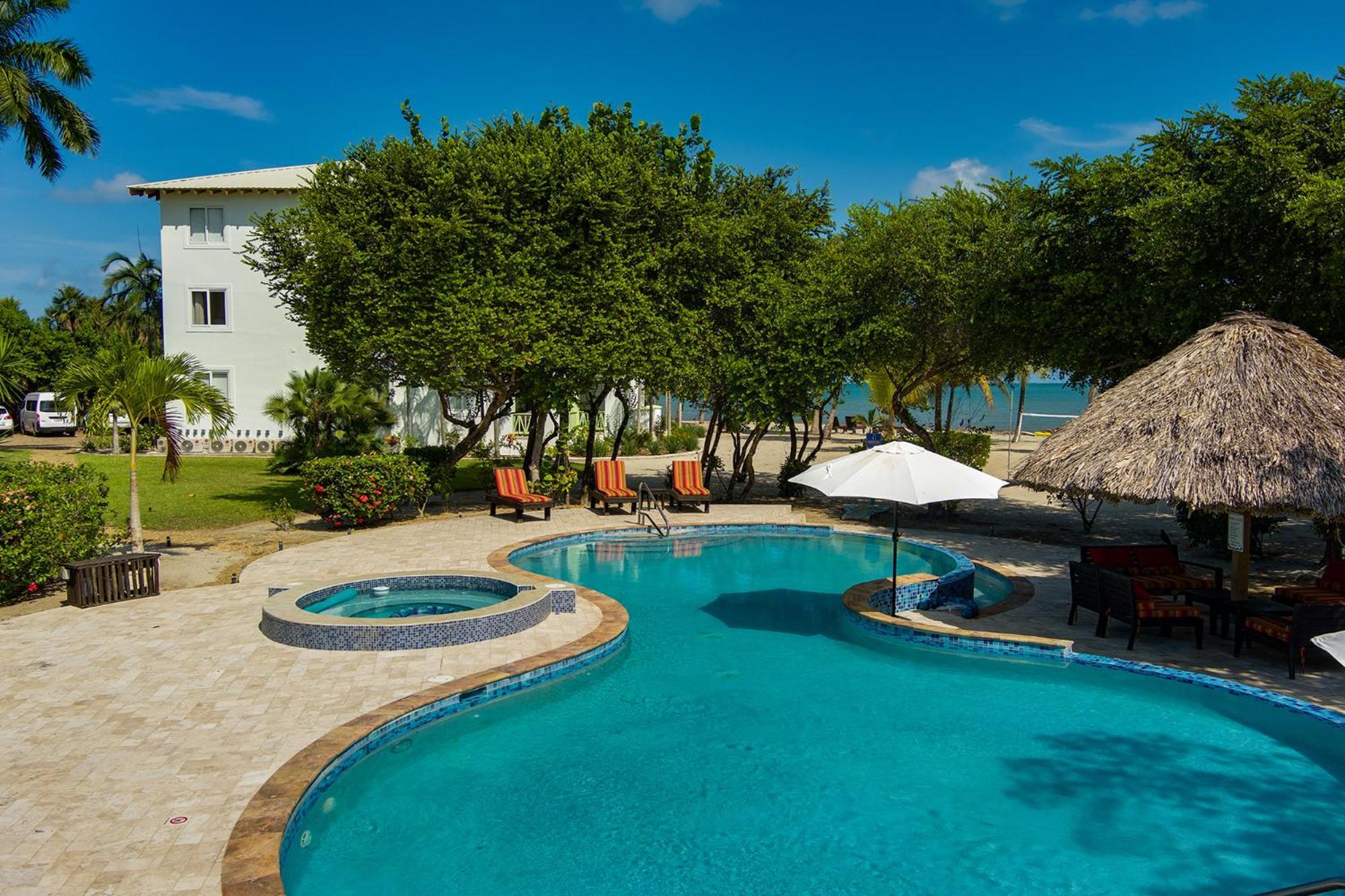 The Villas At Cocoplum Placencia 外观 照片