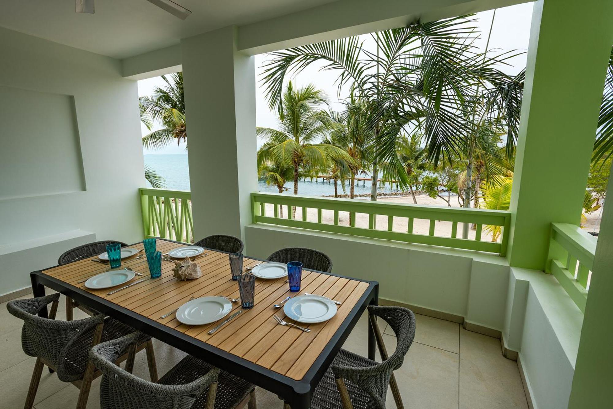 The Villas At Cocoplum Placencia 外观 照片