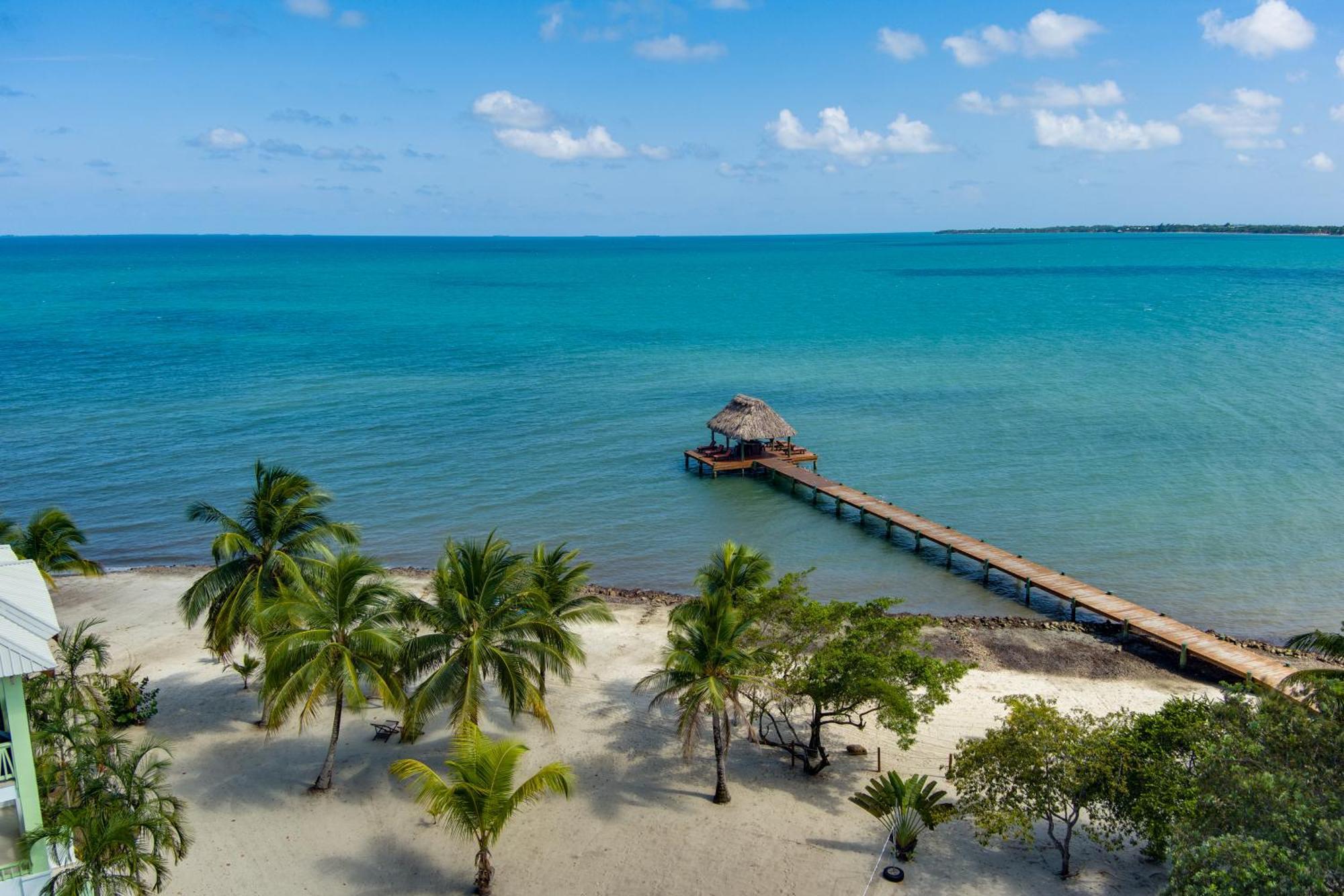 The Villas At Cocoplum Placencia 外观 照片