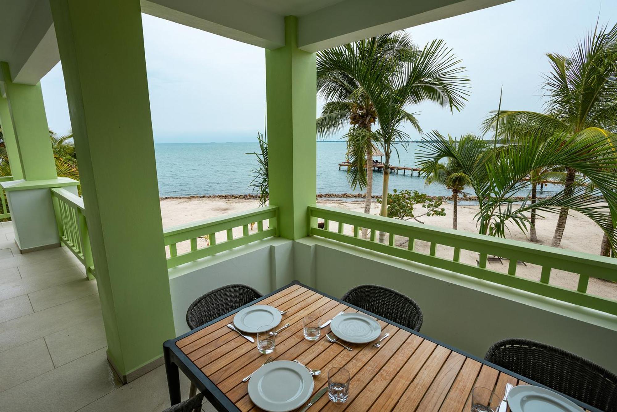 The Villas At Cocoplum Placencia 外观 照片
